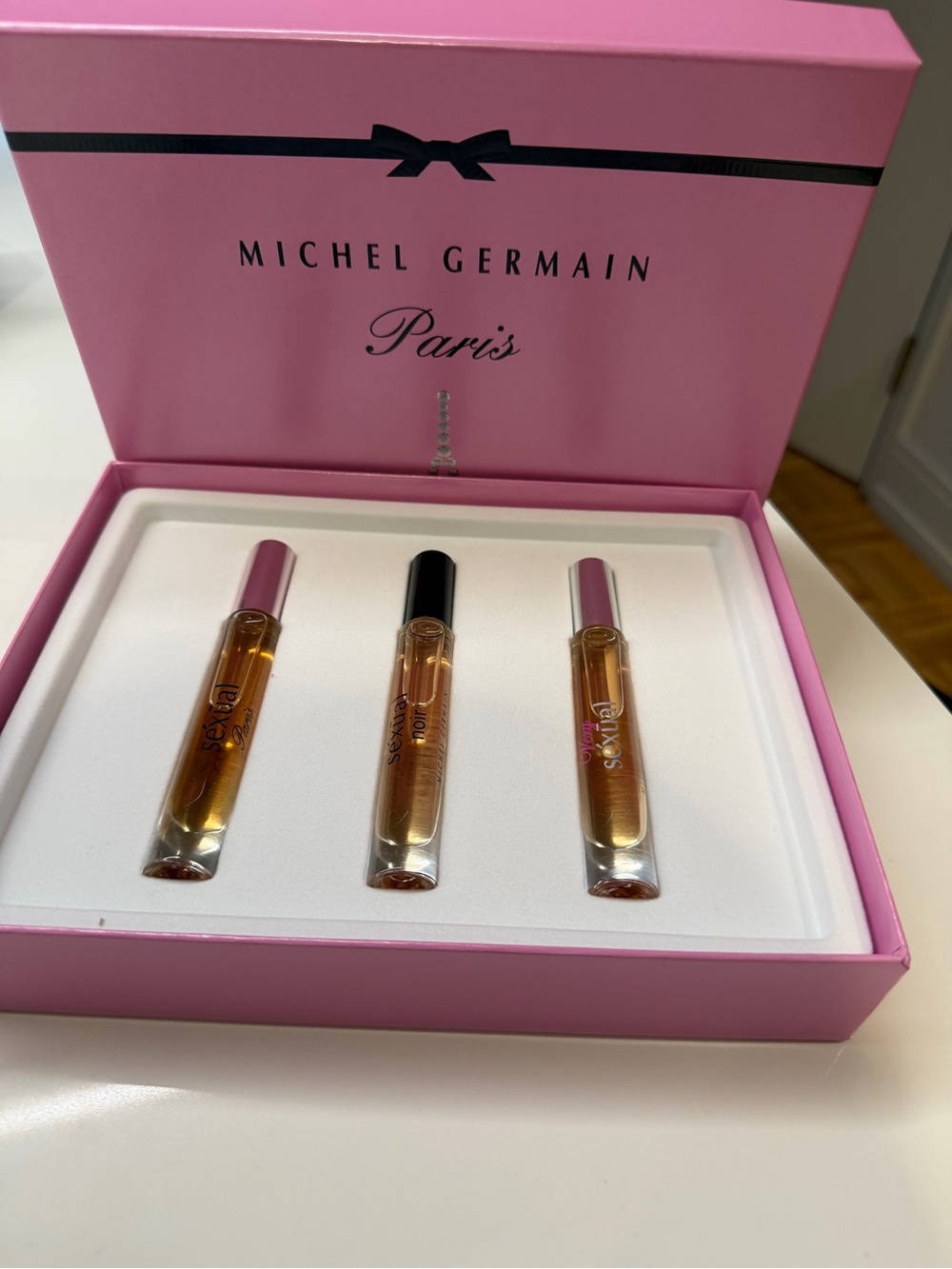 Paris Pink Fragrance Rollerball Set